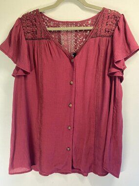 NEW Perch By Blu Pepper 1X Womens Burgundy Lace Detail Button-Front Blouse